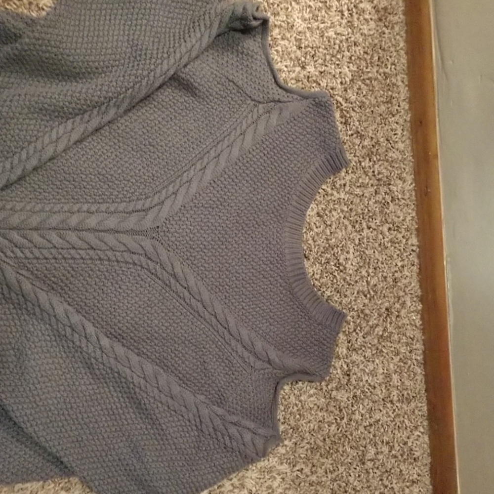 Sweater - Picture 3 of 3